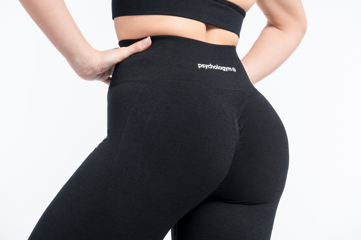 Essentials leggings psychologym® collection.